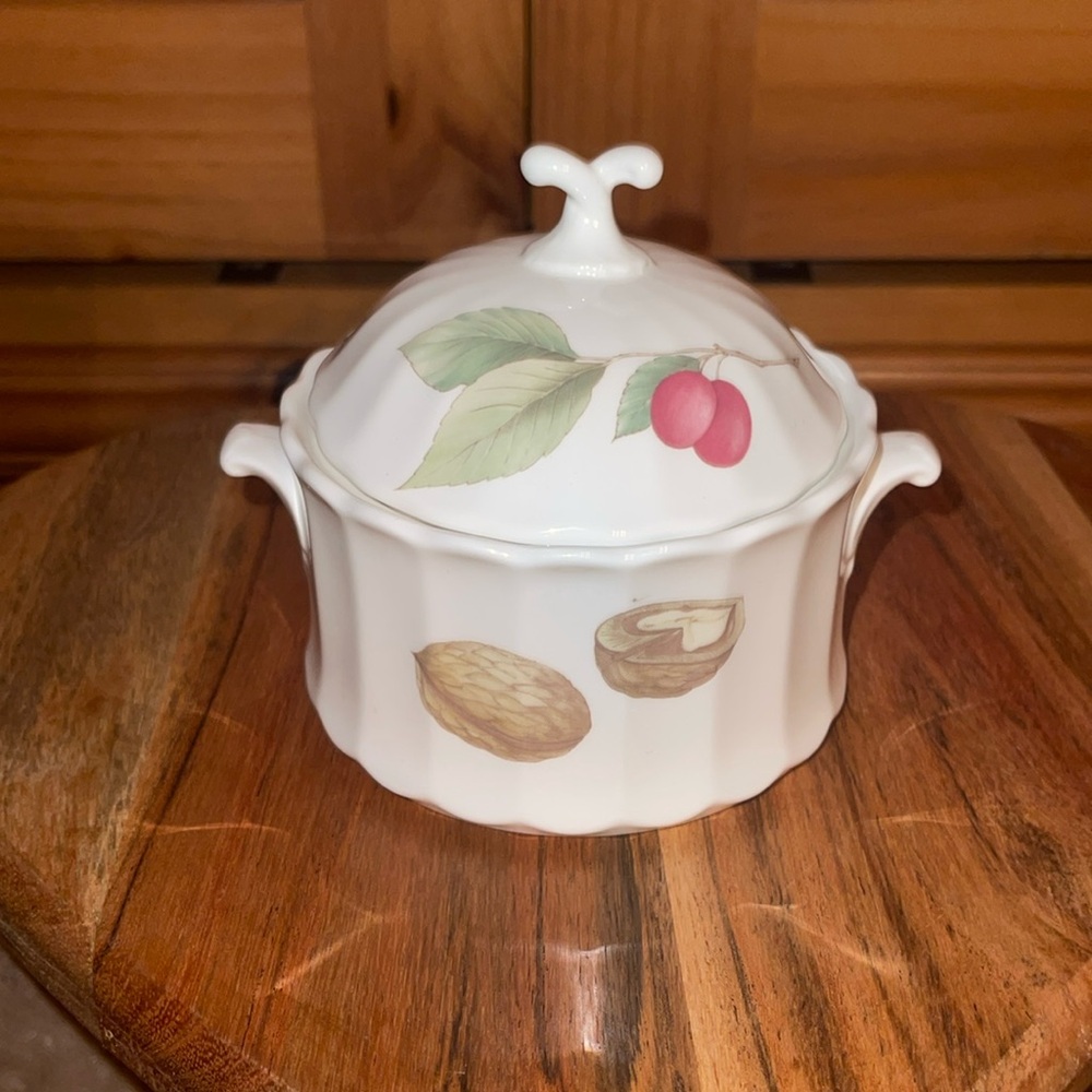 Mikasa Belle Terre Sugar Bowl Maxima Super Strong Fine China.